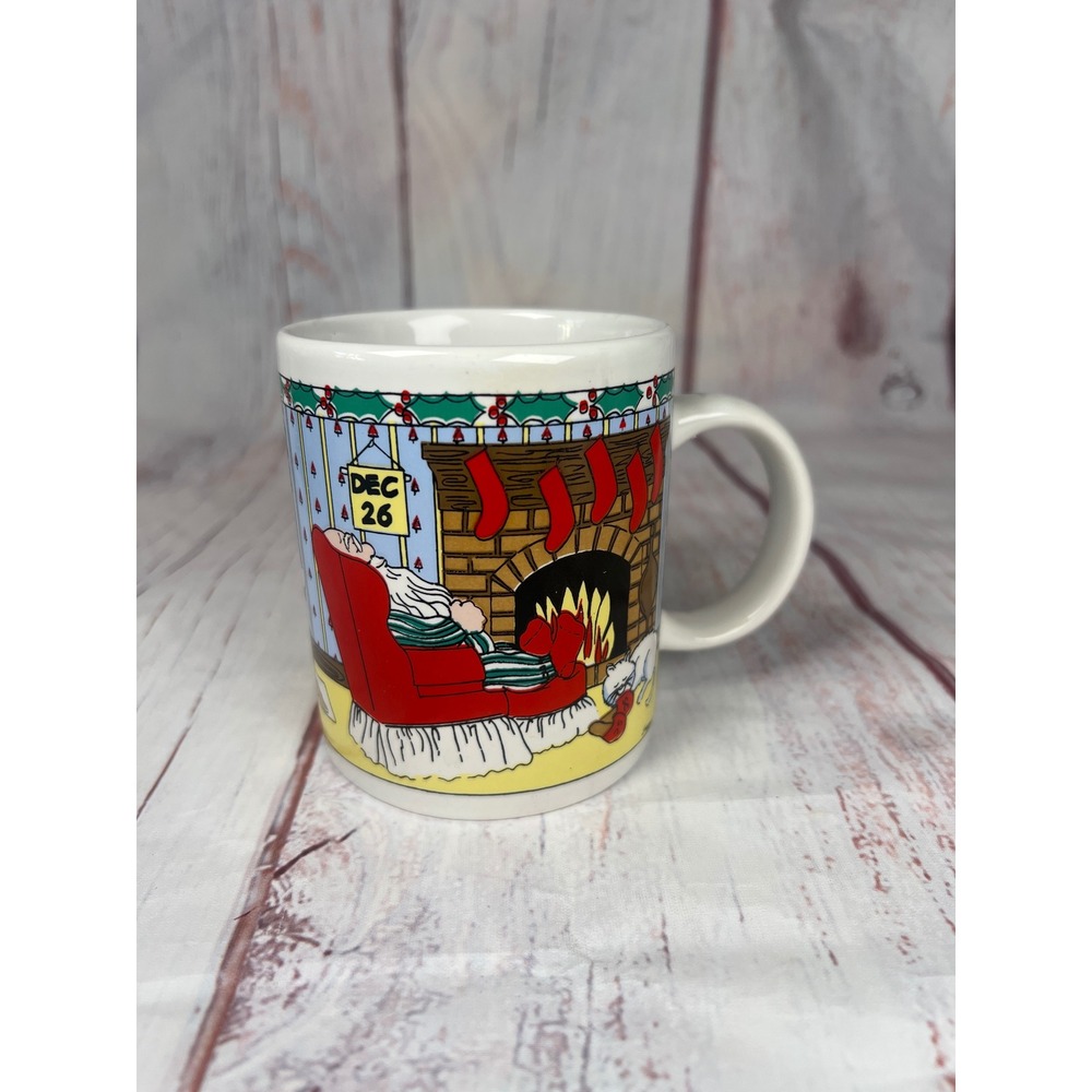 Christmas Santa Fireplace Tree Mug Cup Holiday Decor Drinkware Vintage‎